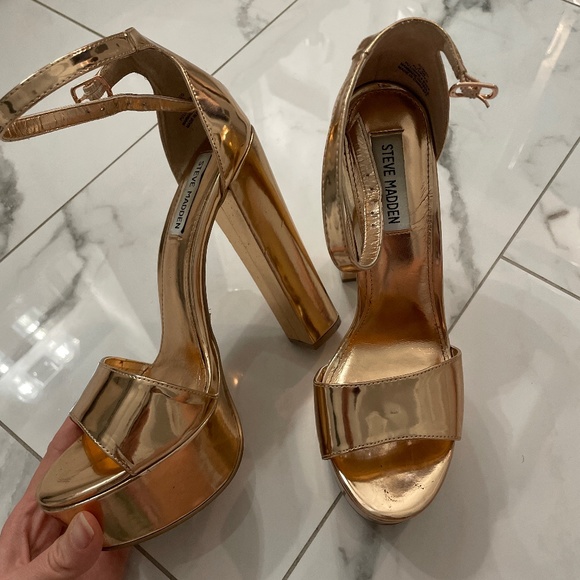 Steve Madden Gonzo Rose Gold Heels - Picture 6 of 6